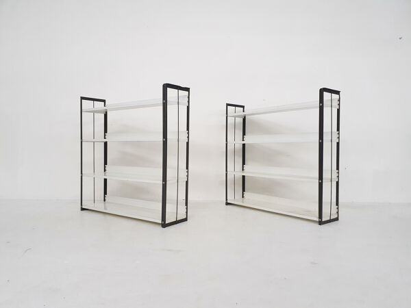 Ensemble de deux étagères de livres en métal noir et blanc attrb. à Tomado, Hollande, années 1950
