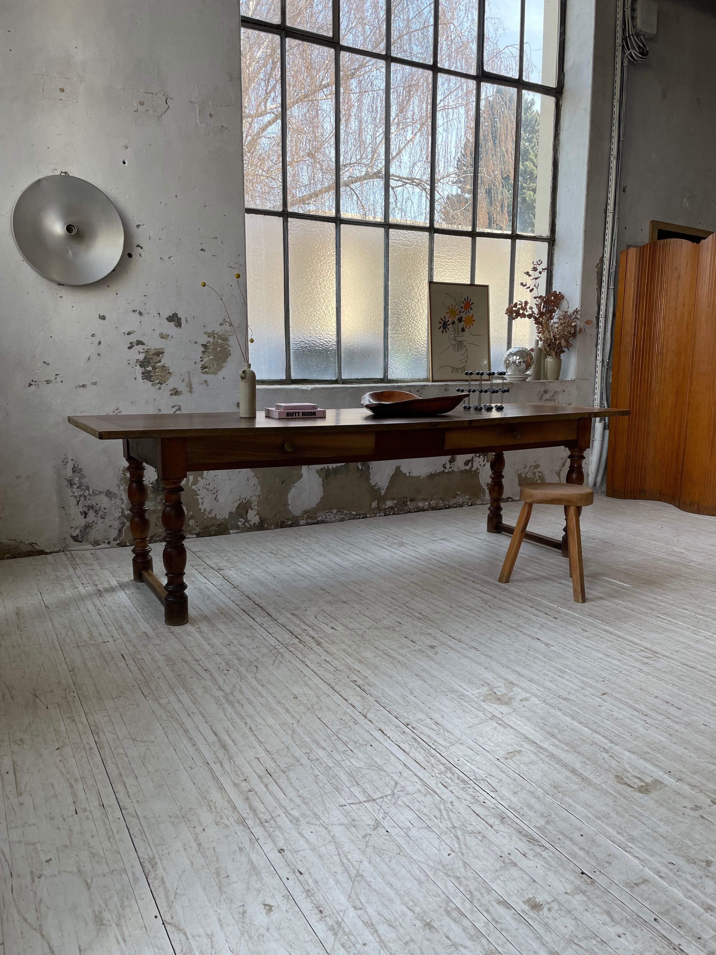 Table of draper firm walnut 260cm