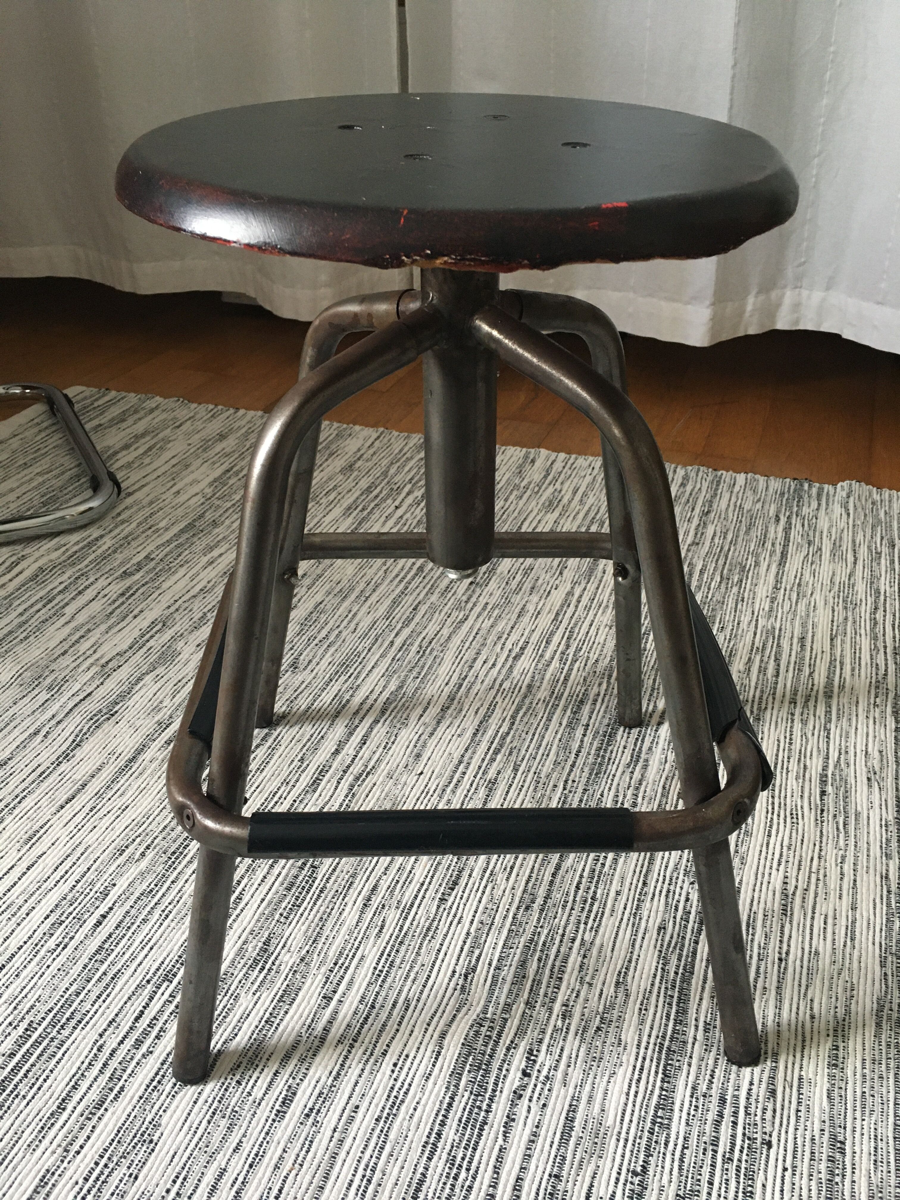 Industrial workshop stab