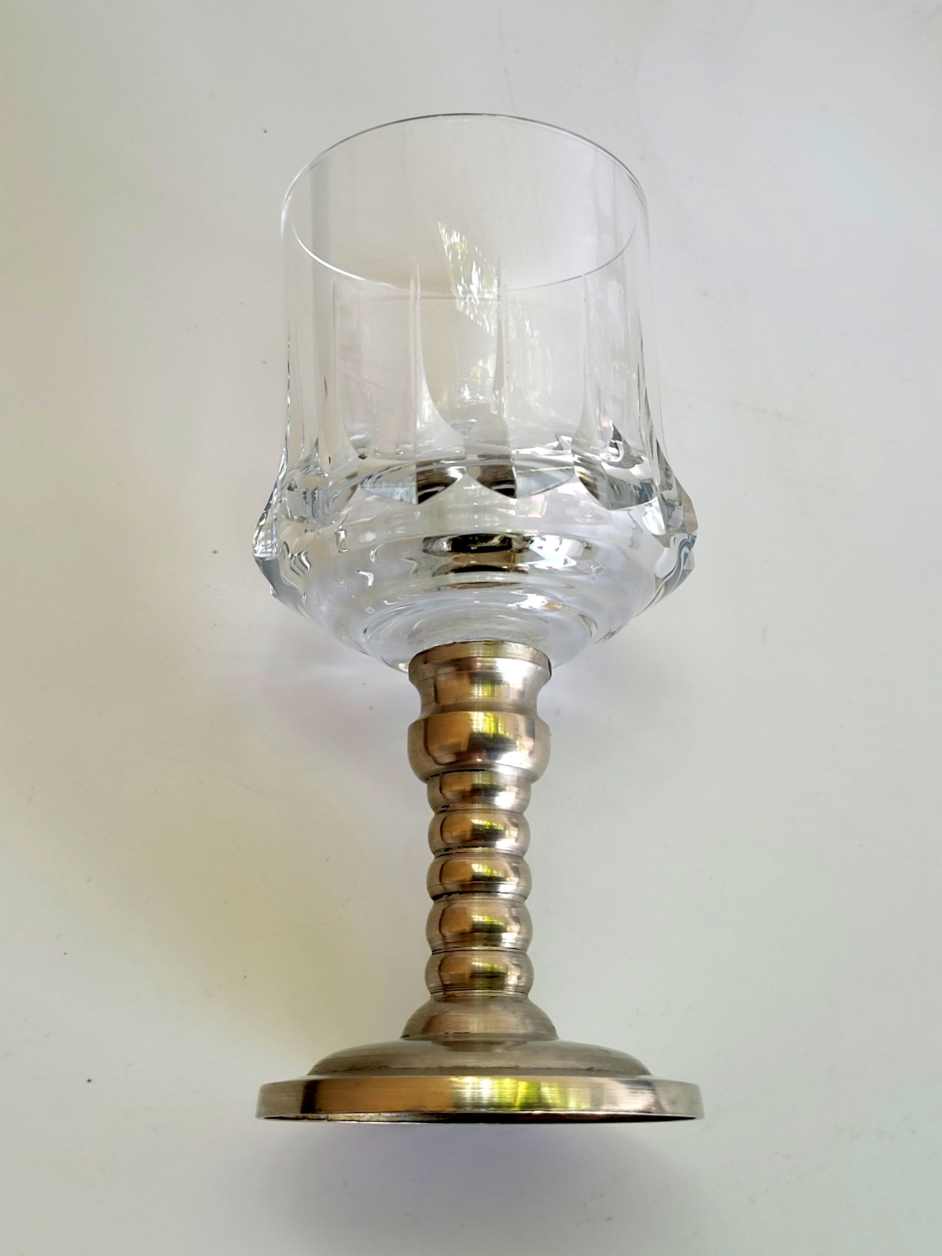 Series of six crystal wine glass with tin foot 9'° 160 ml