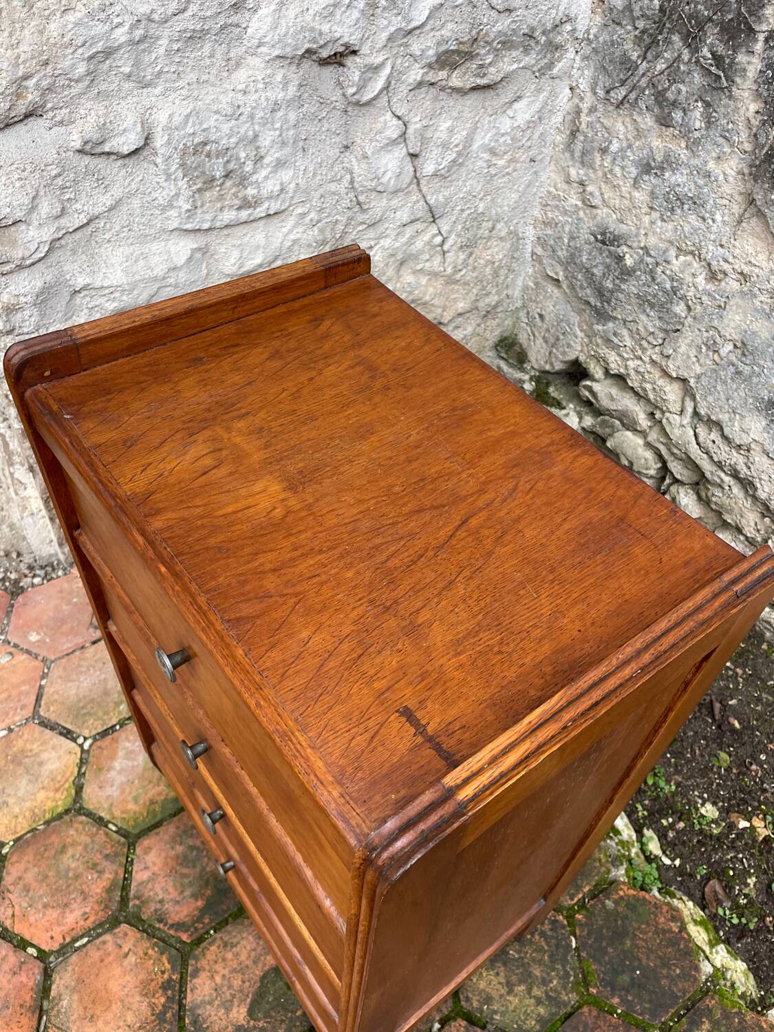 Vintage chest of drawers