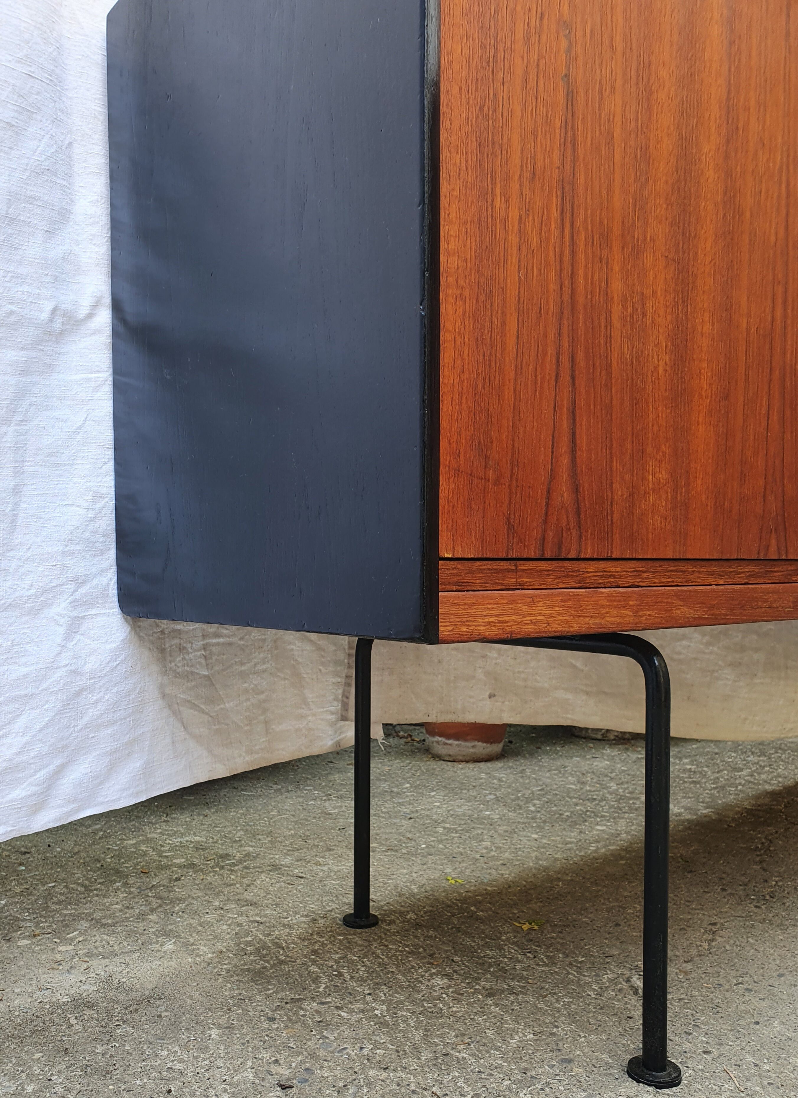 Enfilade Scandinavian style 220 cm teak