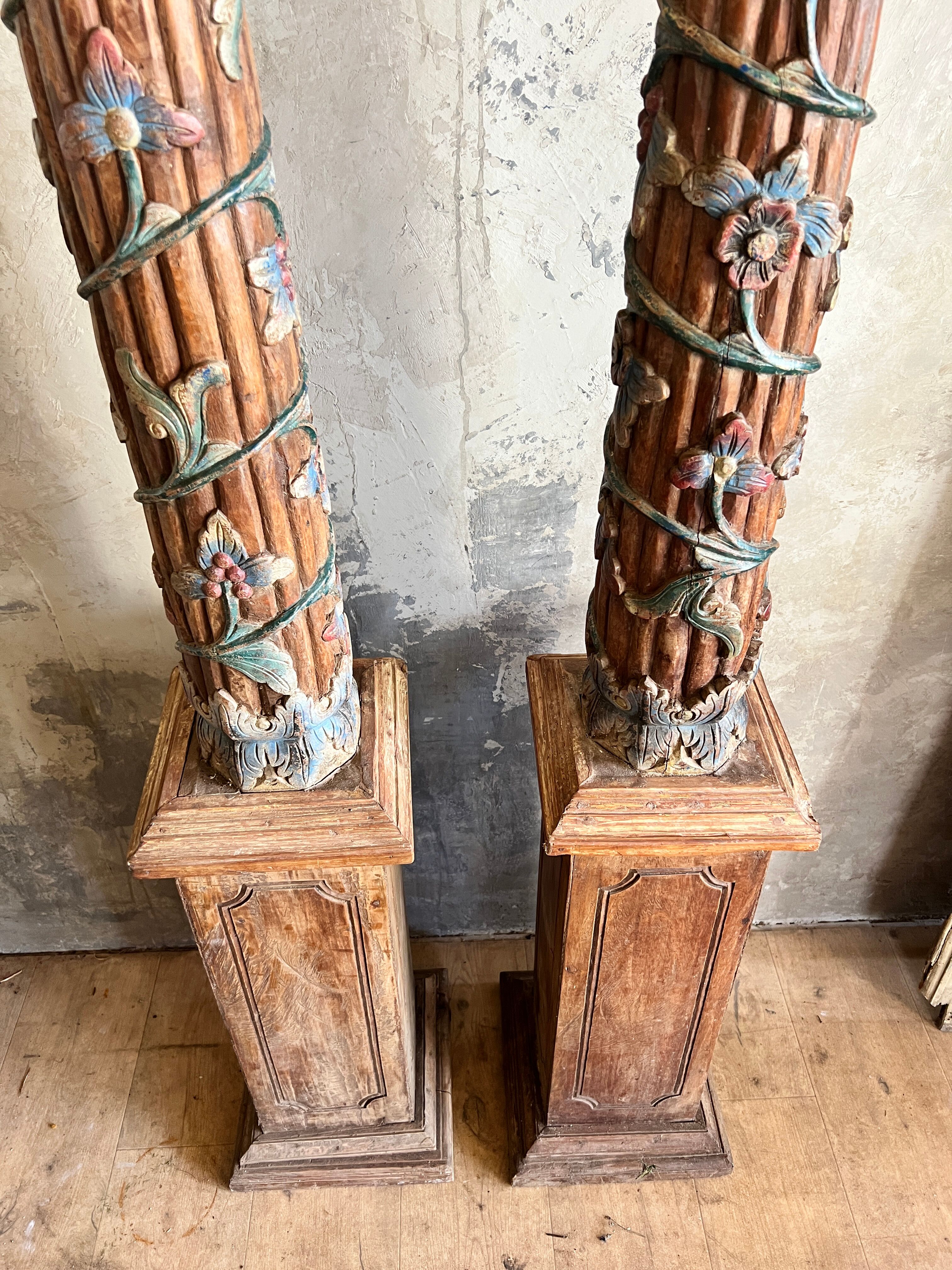 Pair of decorative columns