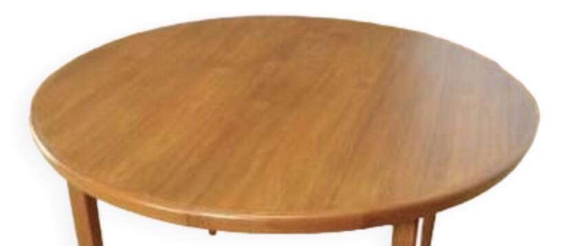 Table scandinave vintage en teck