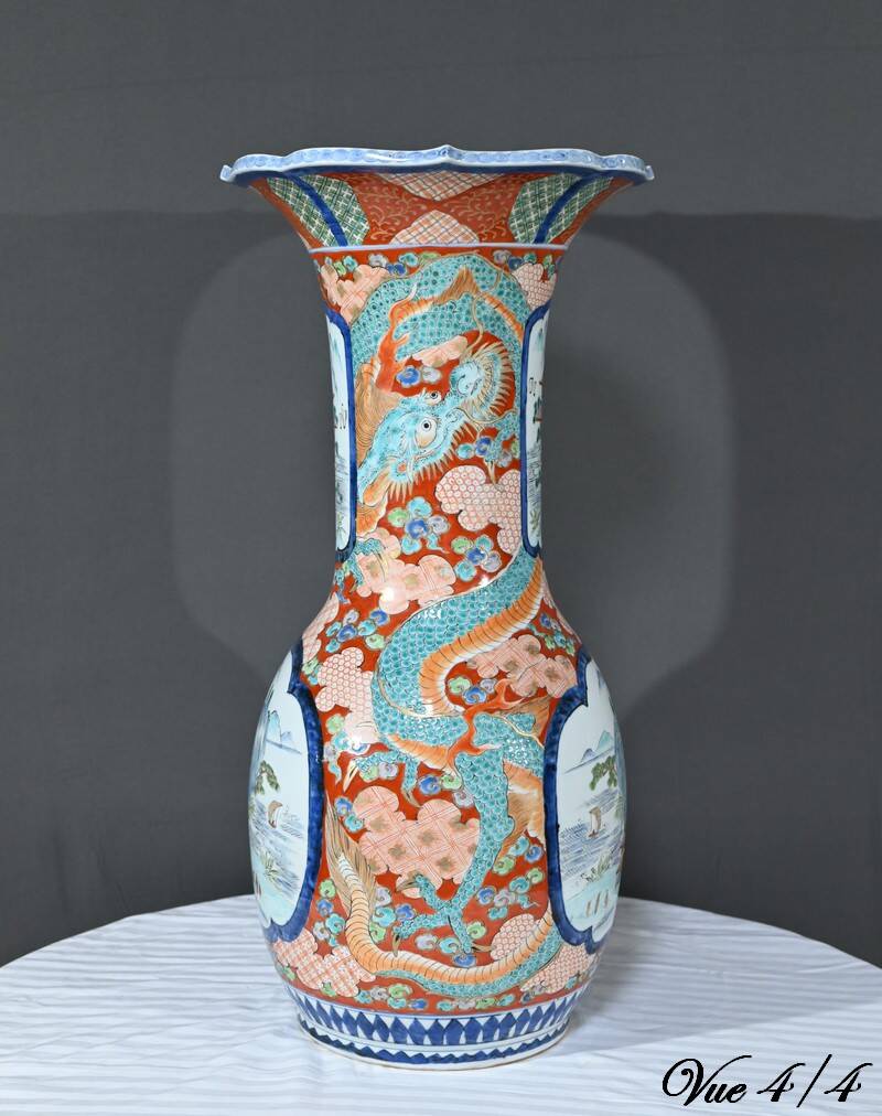 Important Arita Vase, Meiji era, Japan – Late 19th century