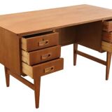 Deens bureau 'Haurvig' - teak mid century