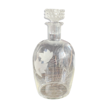 Carafe ancienne en cristal taillé signé Bayel 92