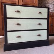 Green chest of drawers 3 drawers