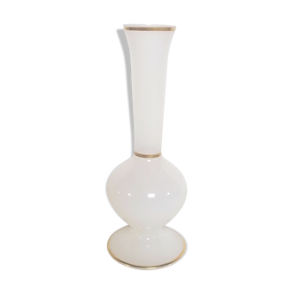 Soliflore in white opaline