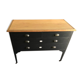 Commode