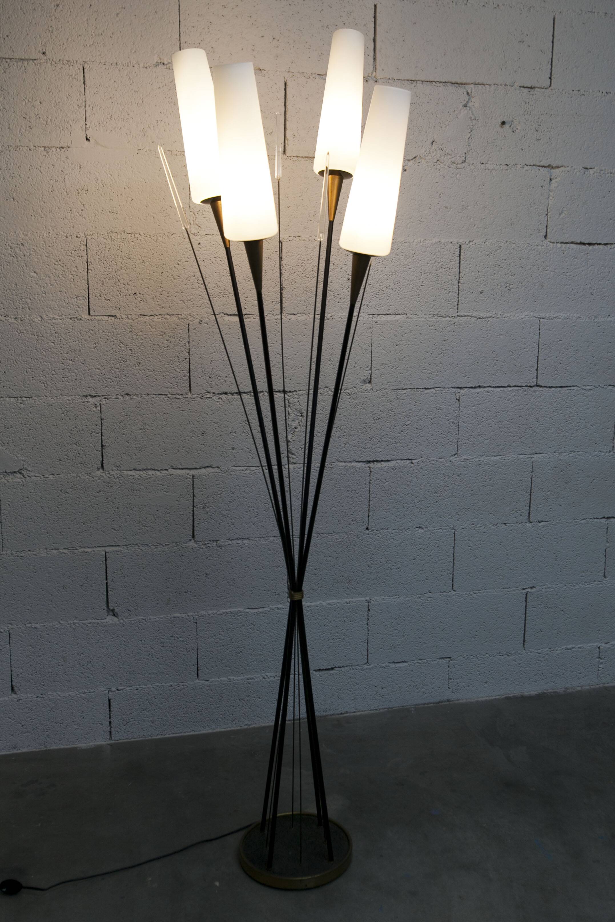 Floor lamp by René Mathieu for Maison Lunel 1950, brass and opaline.