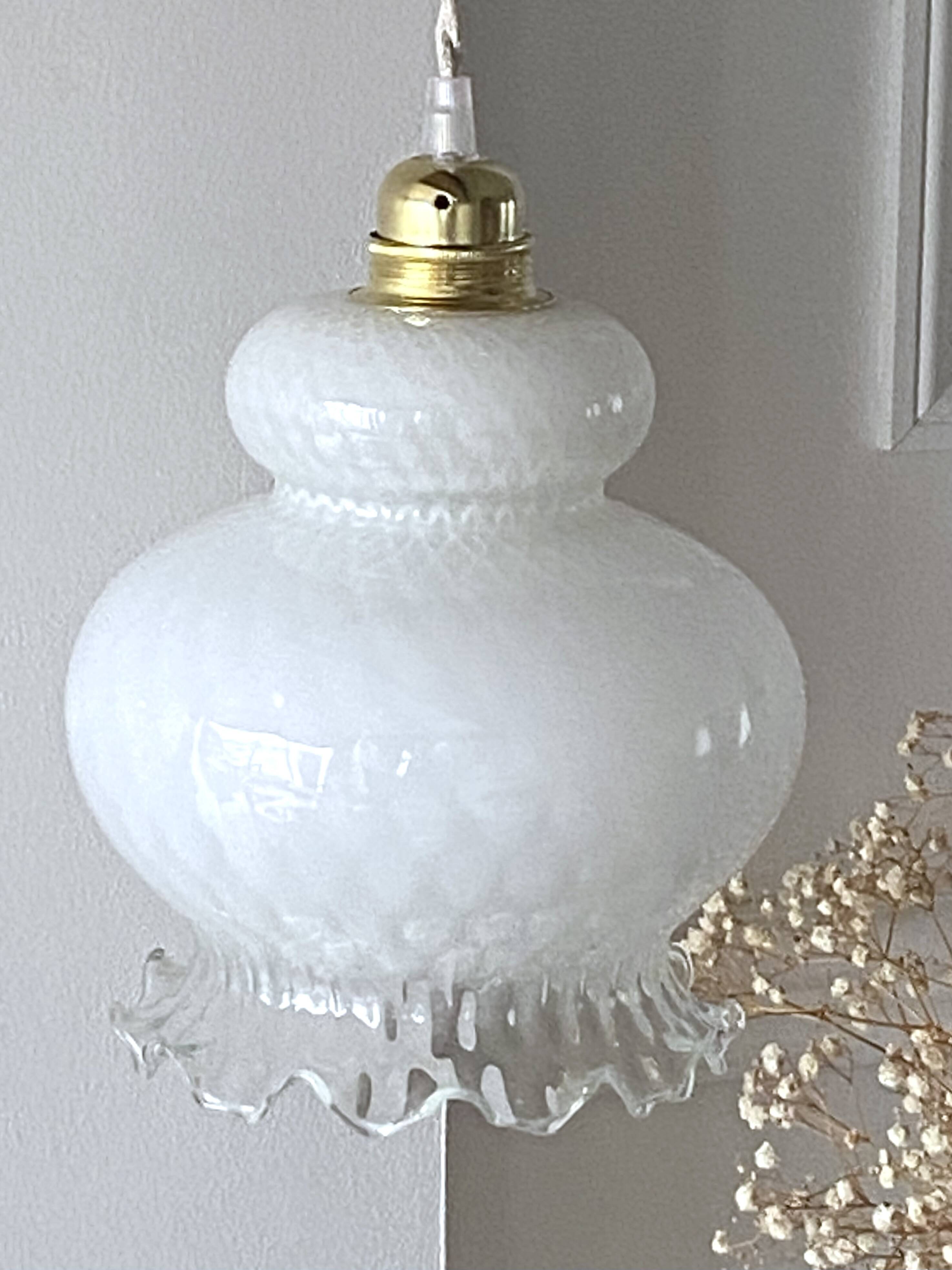 Vintage "Charlotte" shaped pendant light