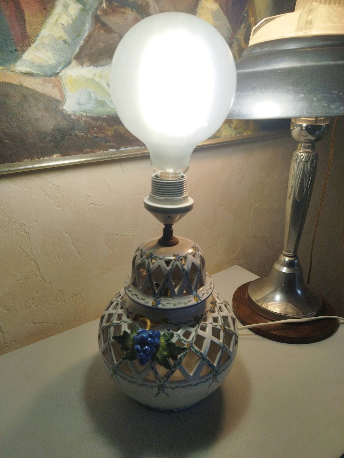 Lampshade with openwork from the Malicorne pottery.