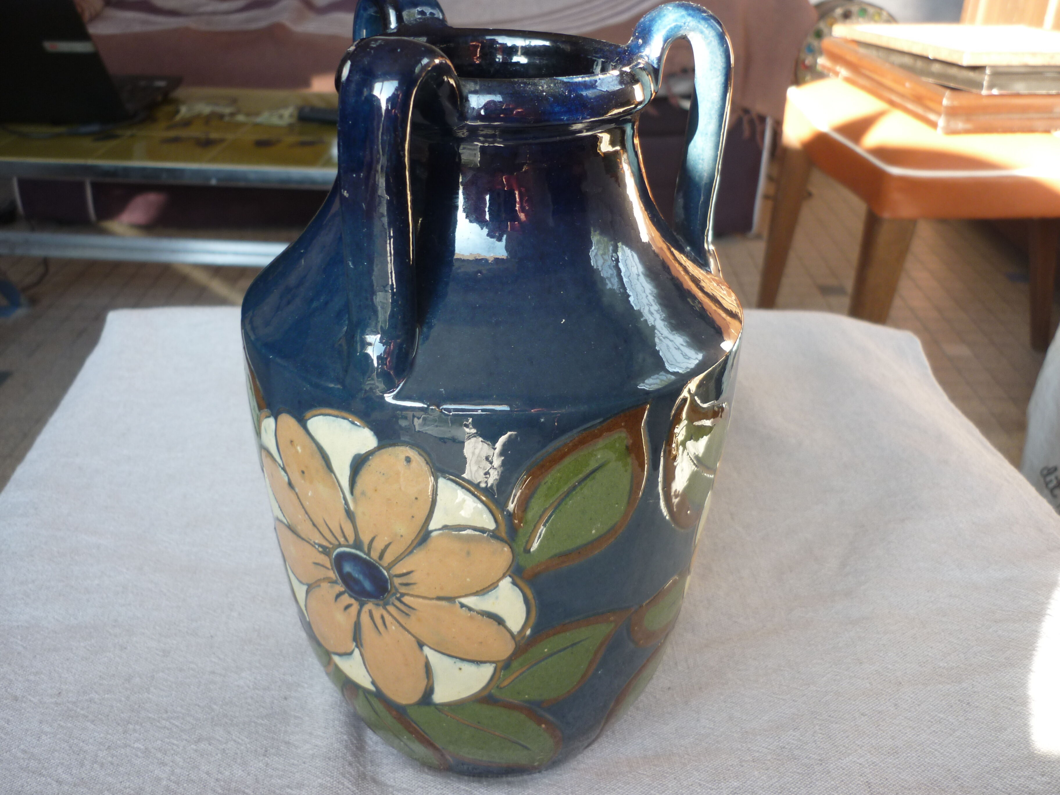 Vase 3 handles Savoy pottery