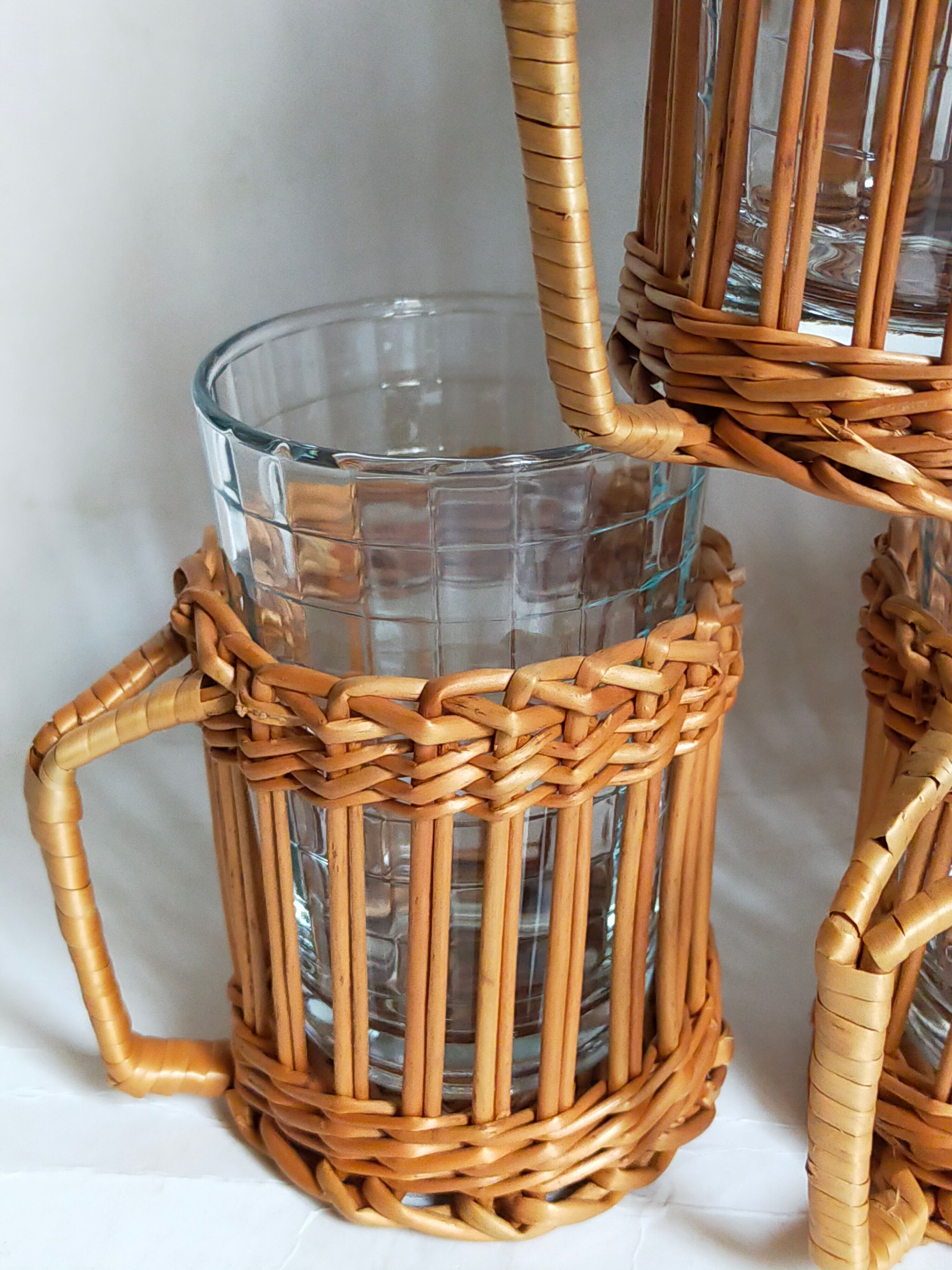 Six vintage 50s glasses in braided rattan cases