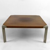 Table basse en noyer et aluminium, par Osvaldo Borsani pour Tecno, Italie, Circa 1970