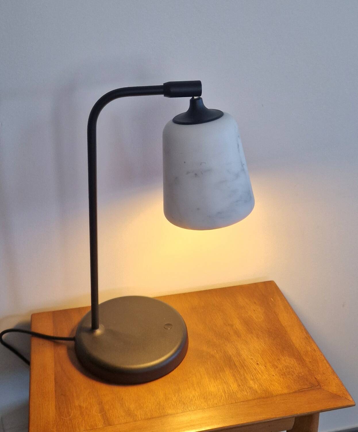 Lampe Material New Works  - Design Noergaard & Kechayas - Marbre/Acier