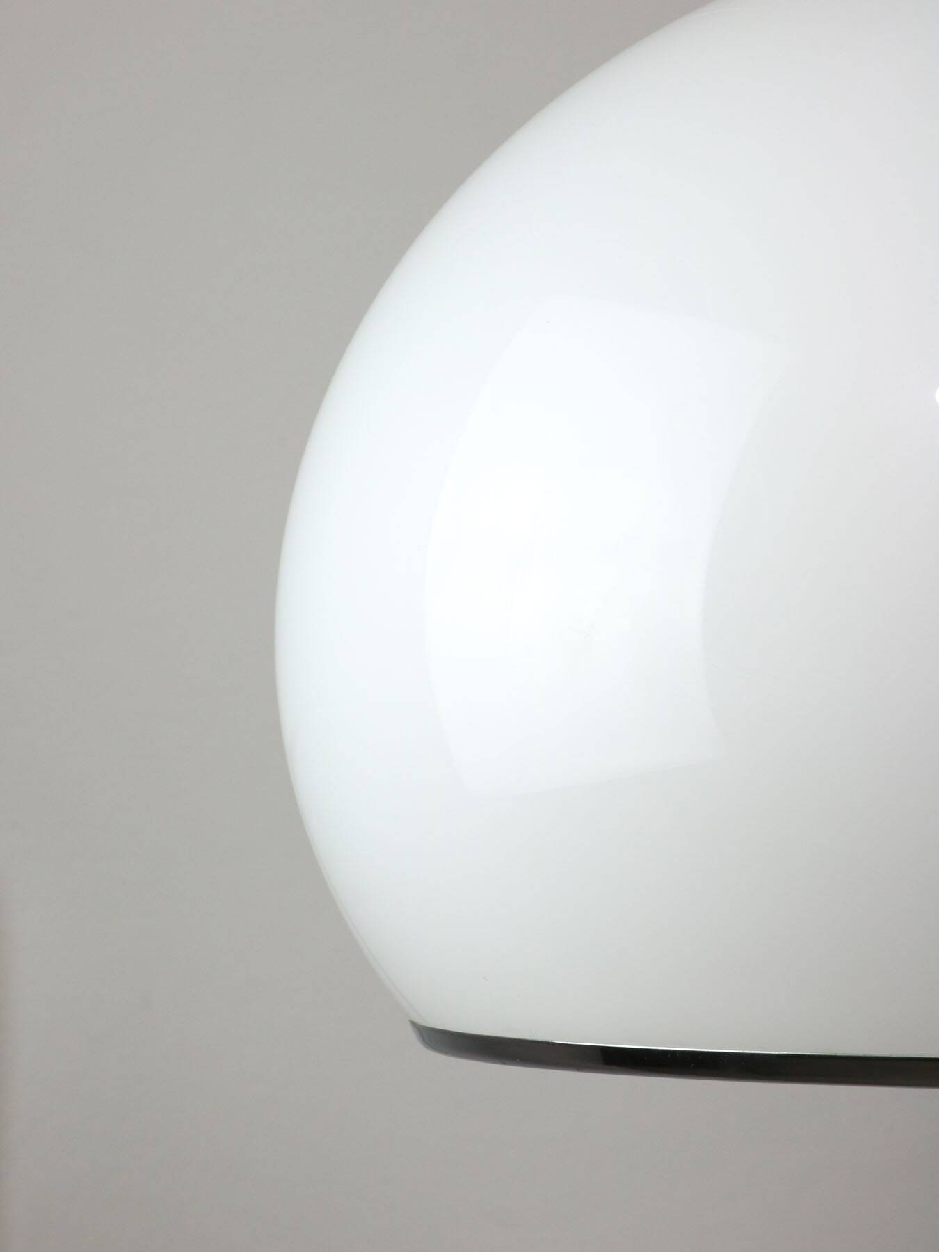 Mid-Century Large White Bud Pendant Lamp by Studio 6G for Guzzini, 1970s