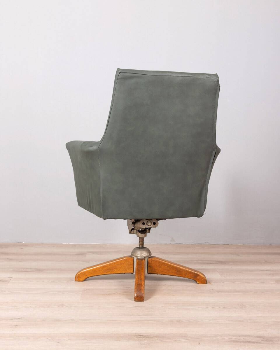 50s vintage swivel armchair in leather design anonima castelli