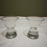 Lot de deux verres en cristal (apéritif digestif vodka) gravés sous pied made in tudor sulfure