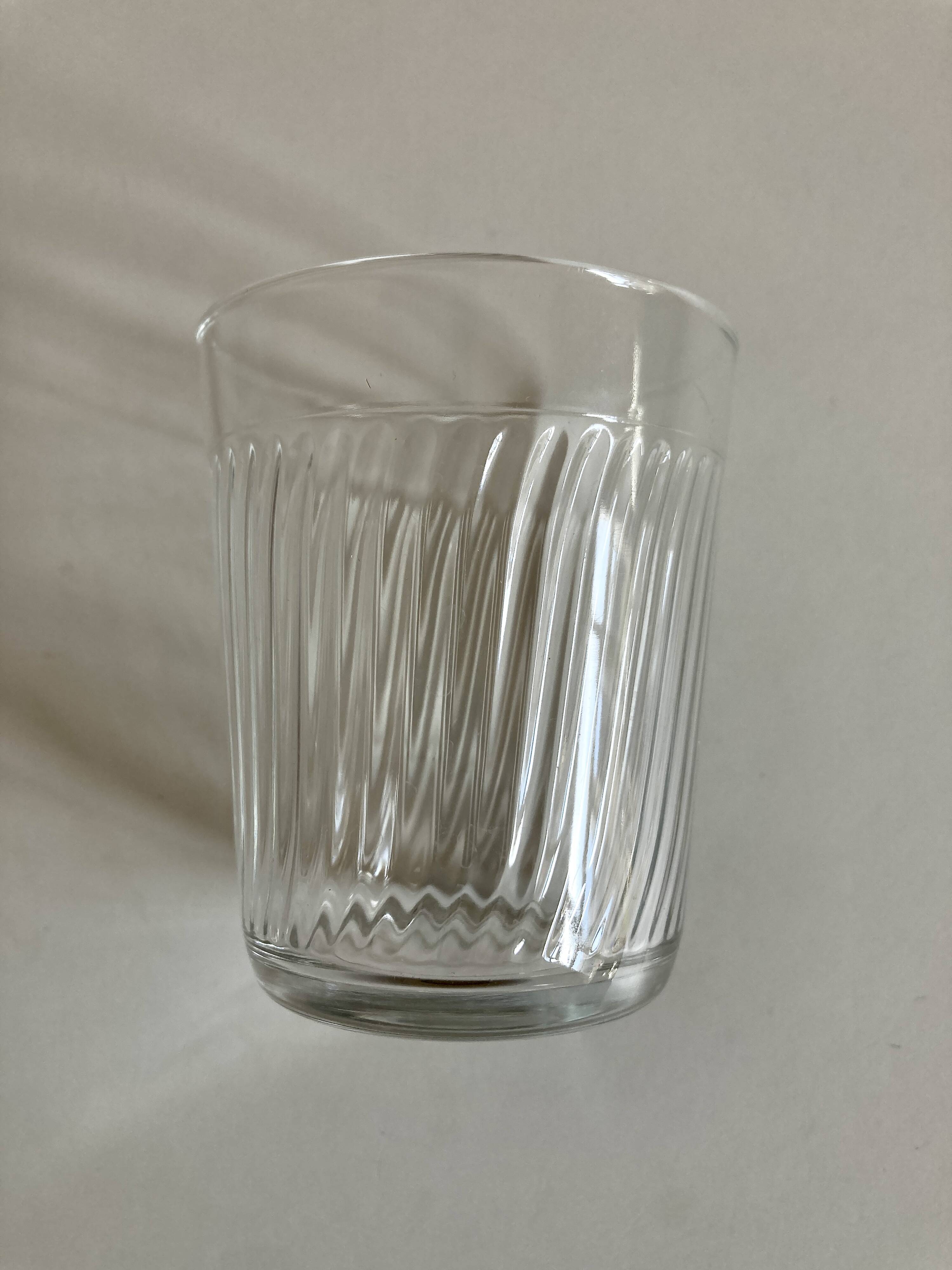 Set de 6 verres gobelets de verre pressé ondulations 1960 France