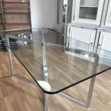 Tempered glass table