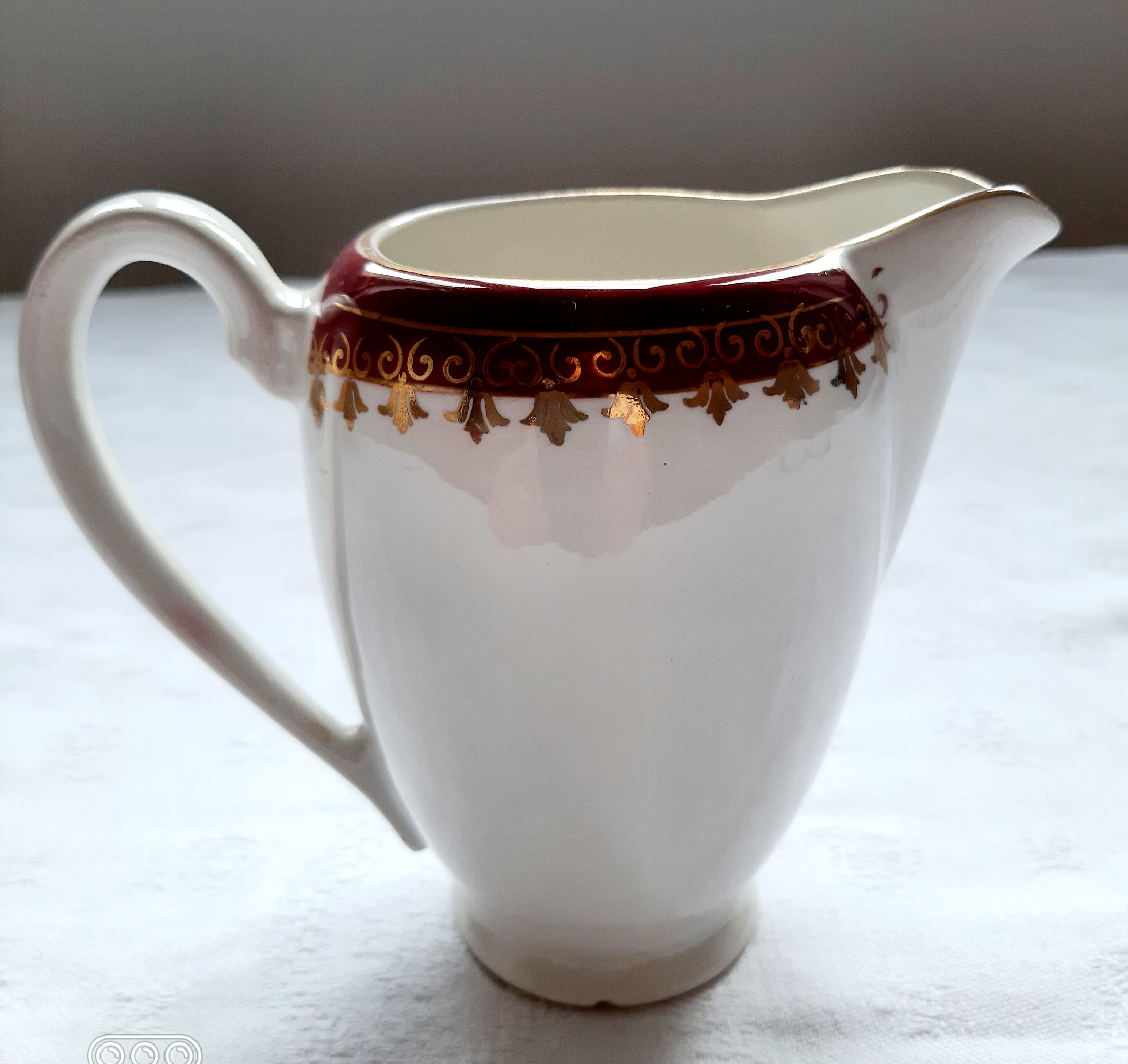 Milk pot edwige true opaque sarreguemines