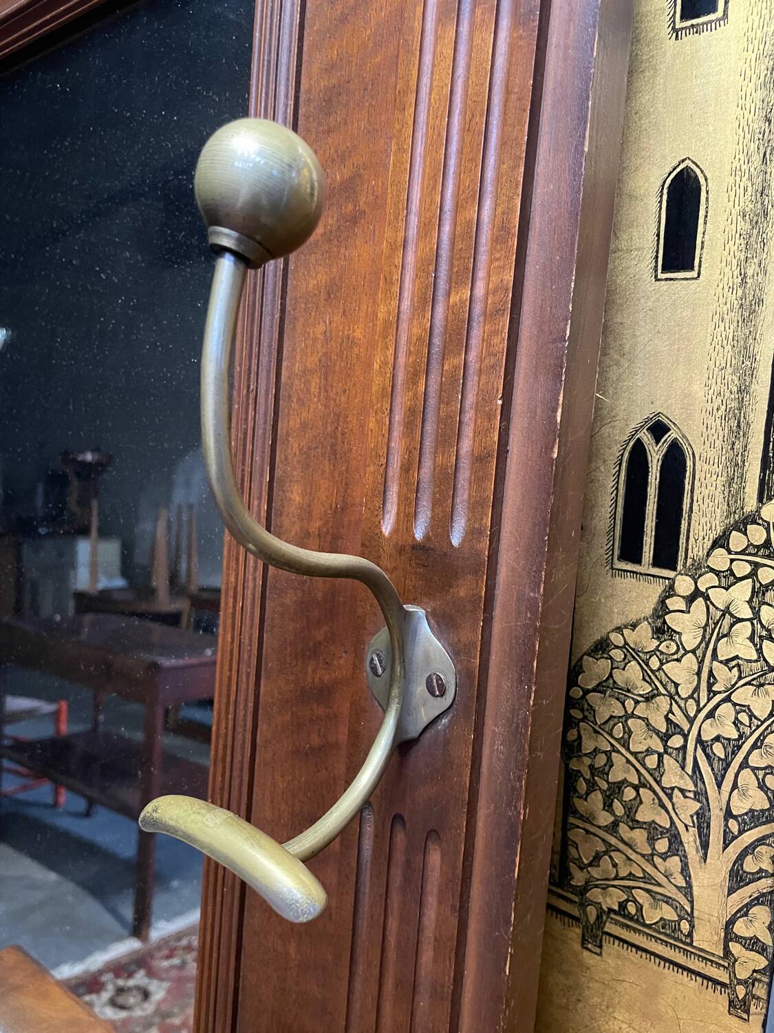 Portemanteau, vestiaire en noyer massif 1900