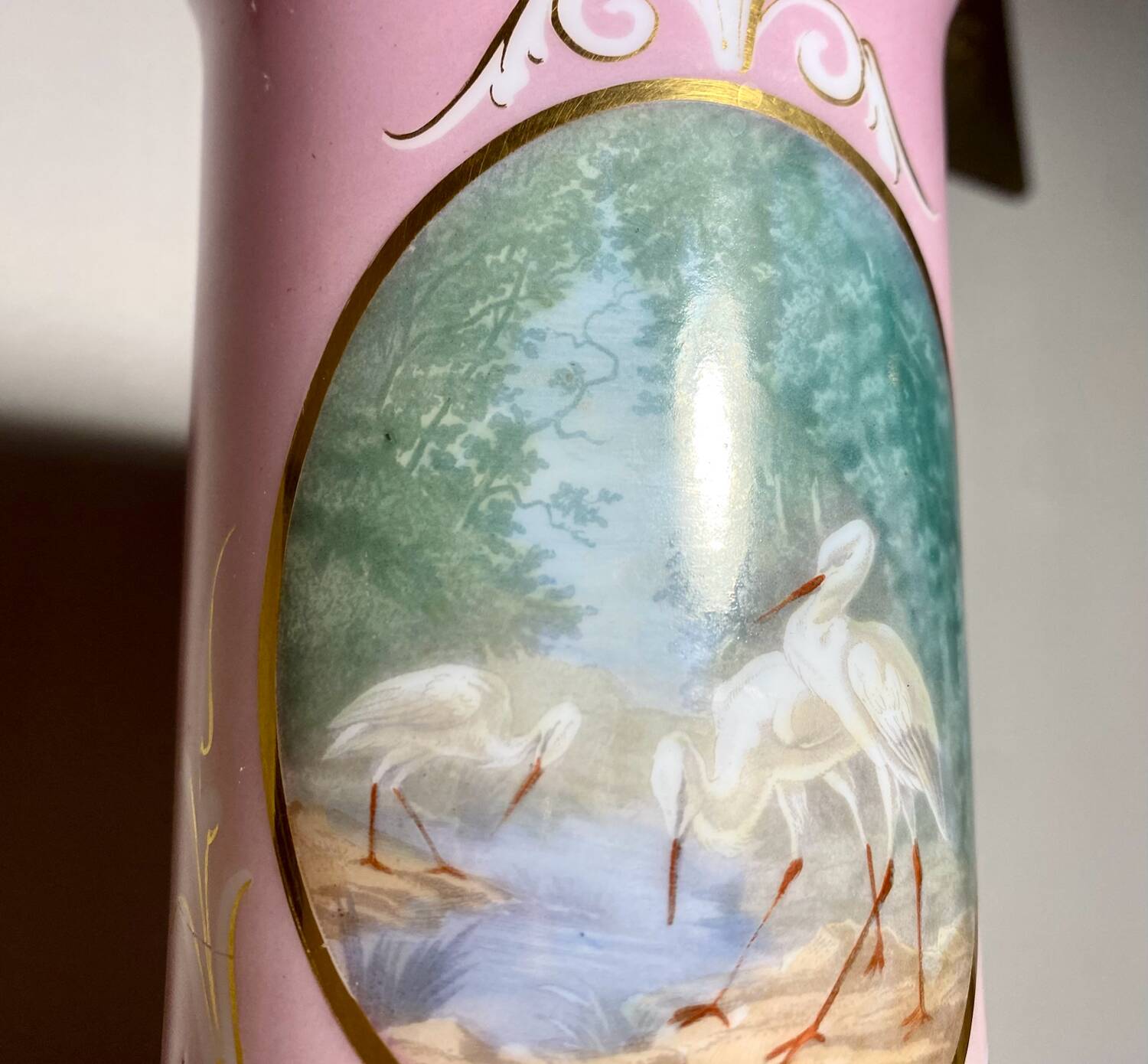 Opaline Vase Saint Louis peint main
