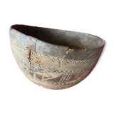 Ancienne jate de cuisine africaine