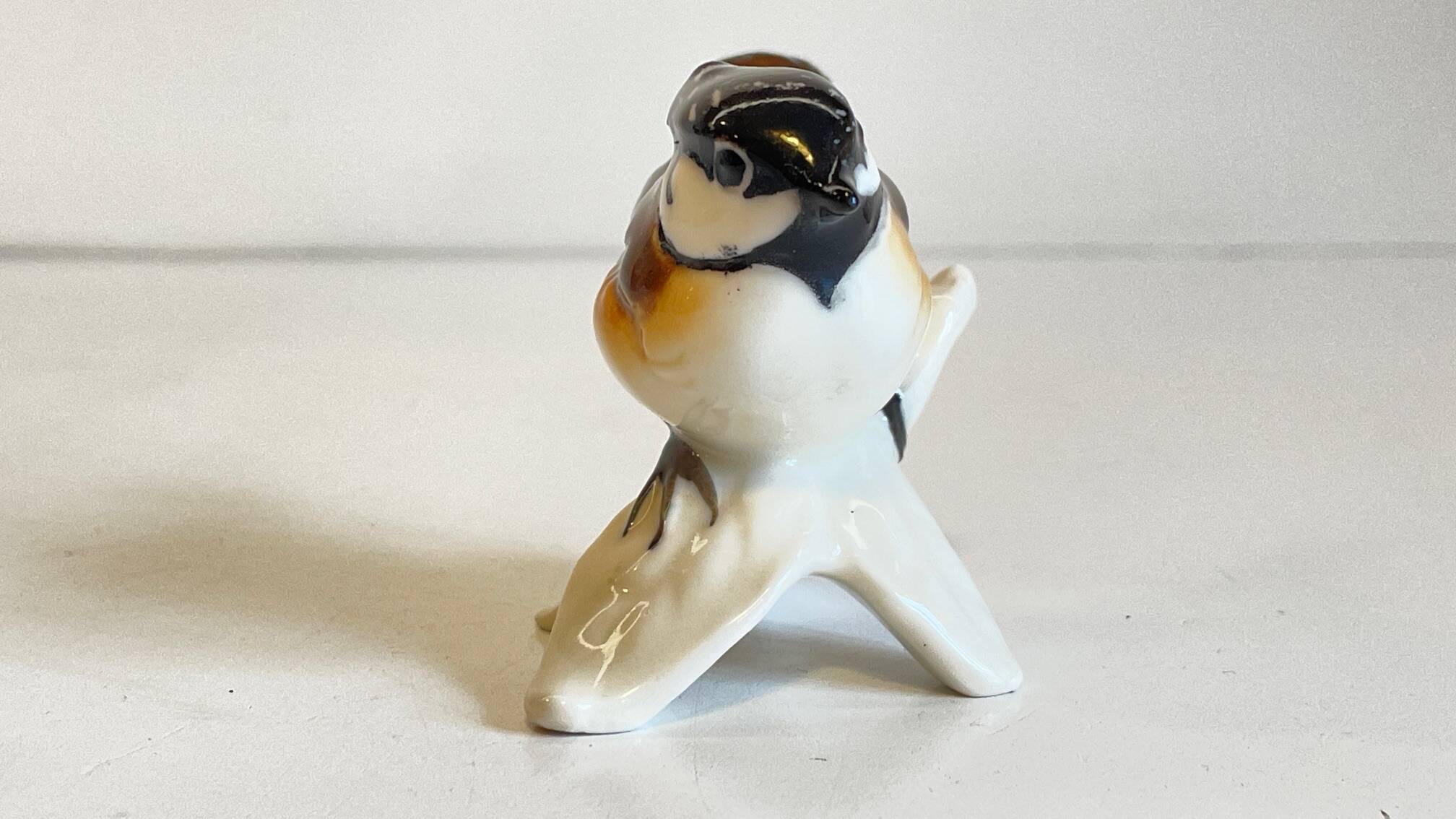Small bird vintage german porcelain