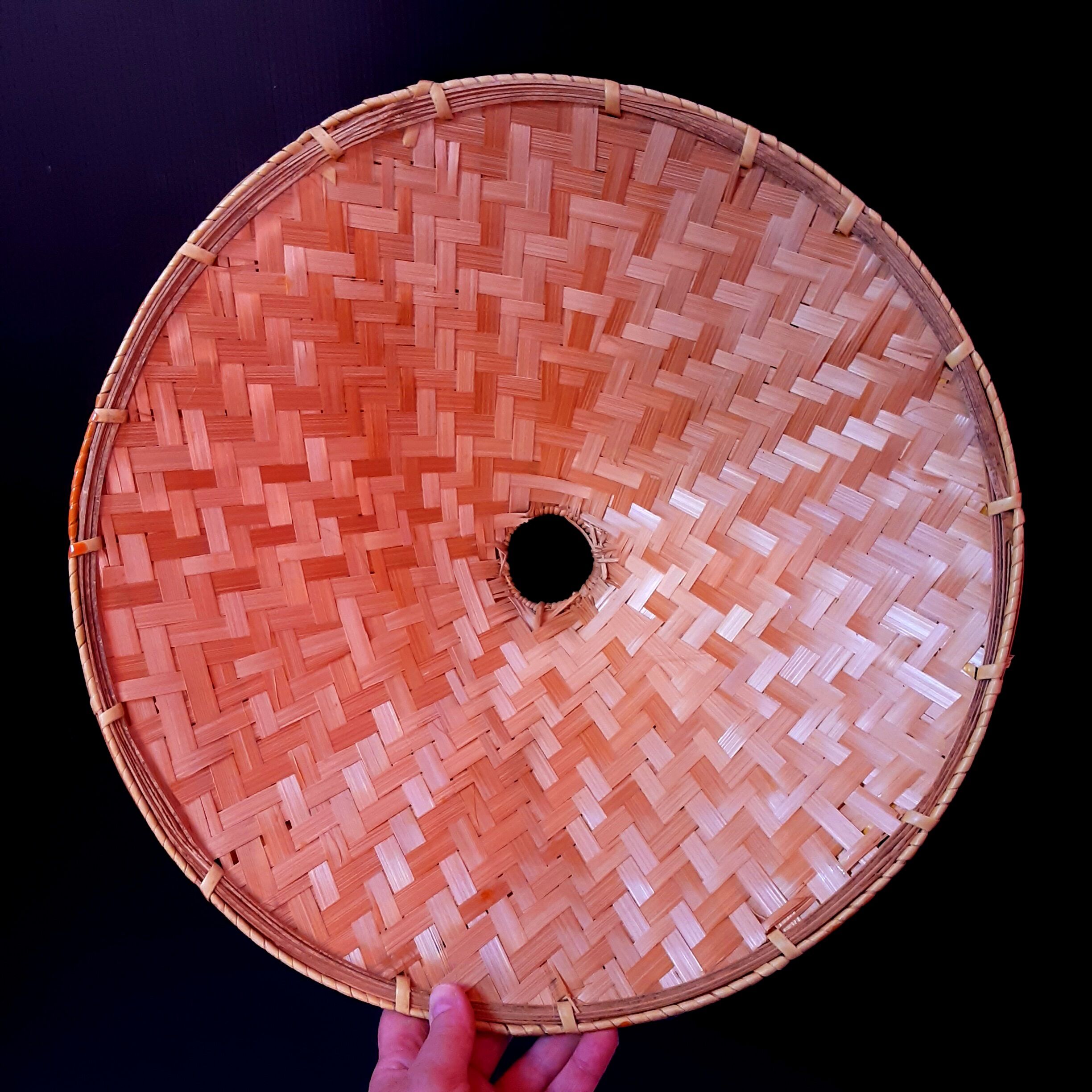 Suspension pagoda in banana leaves