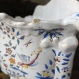 Small planter in the Moustier/Rouen style from the 18th century