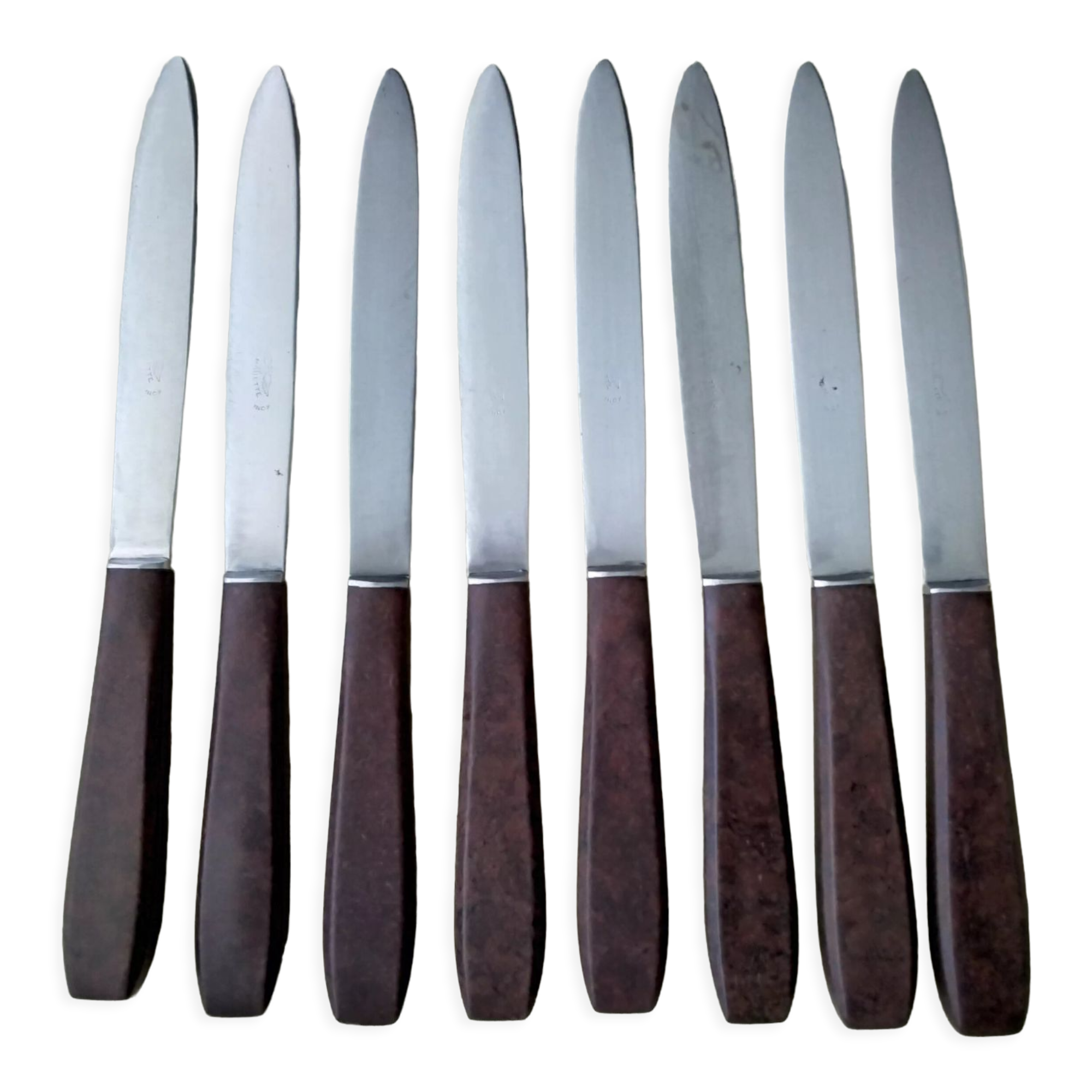 Set of 8 vintage stainless steel and brown bakelite table knives