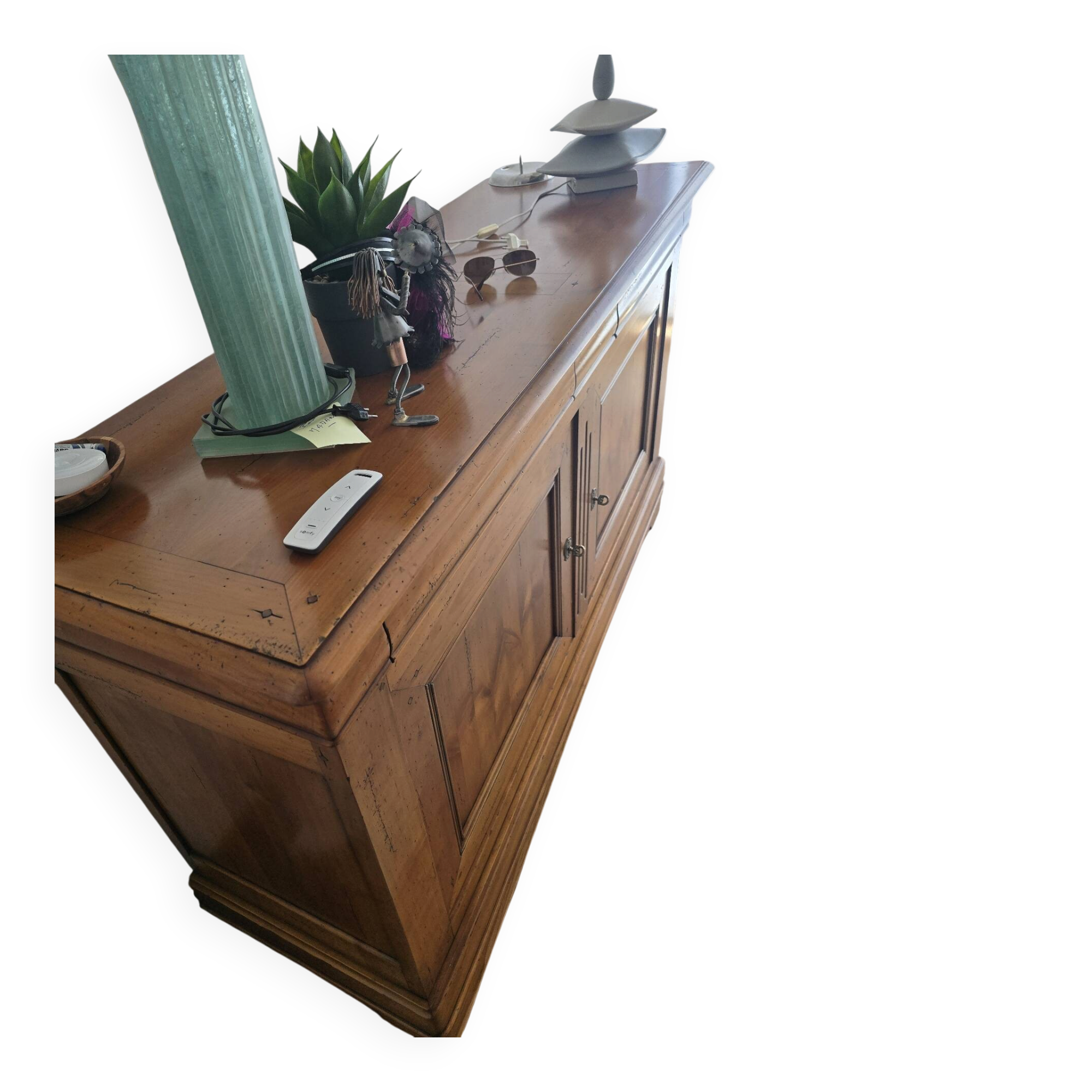Low buffet in cherry wood.