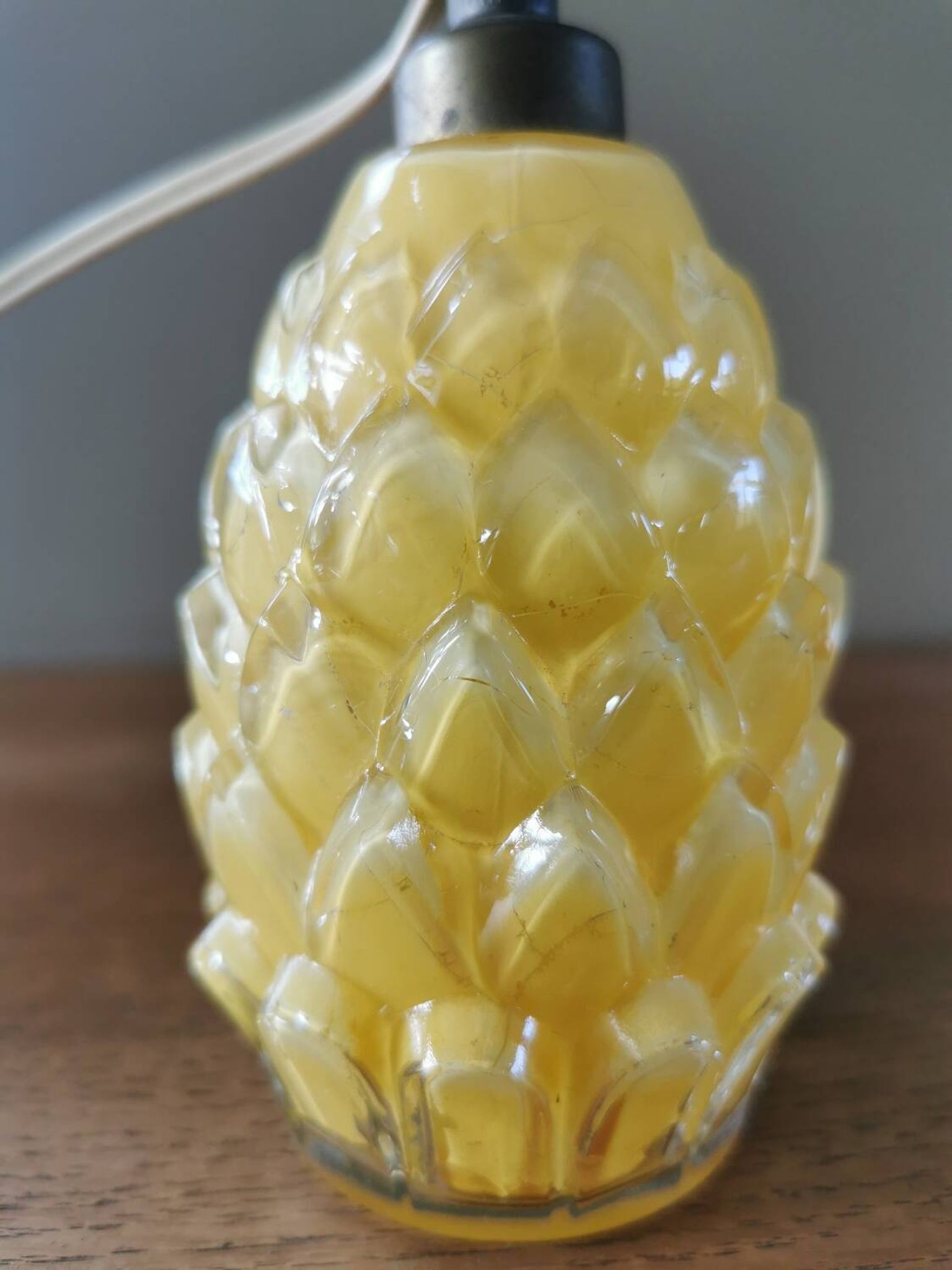 Lampe ananas vintage en verre peint