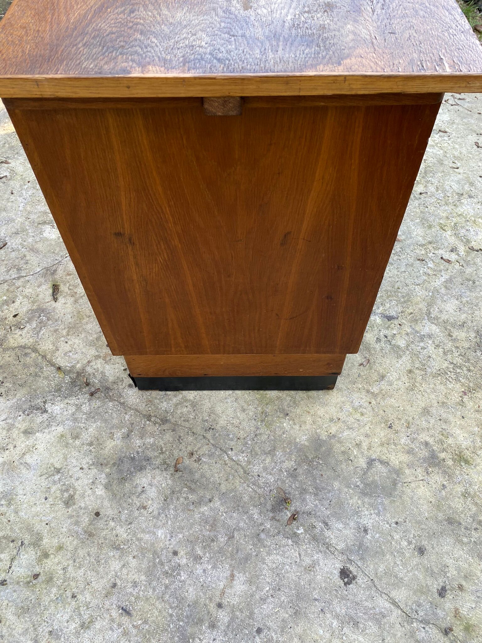 Vintage oak desk 4 drawers