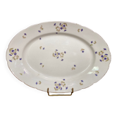 Plat de forme ovale en porcelaine de limoges décor aux barbeaux style Louis XV