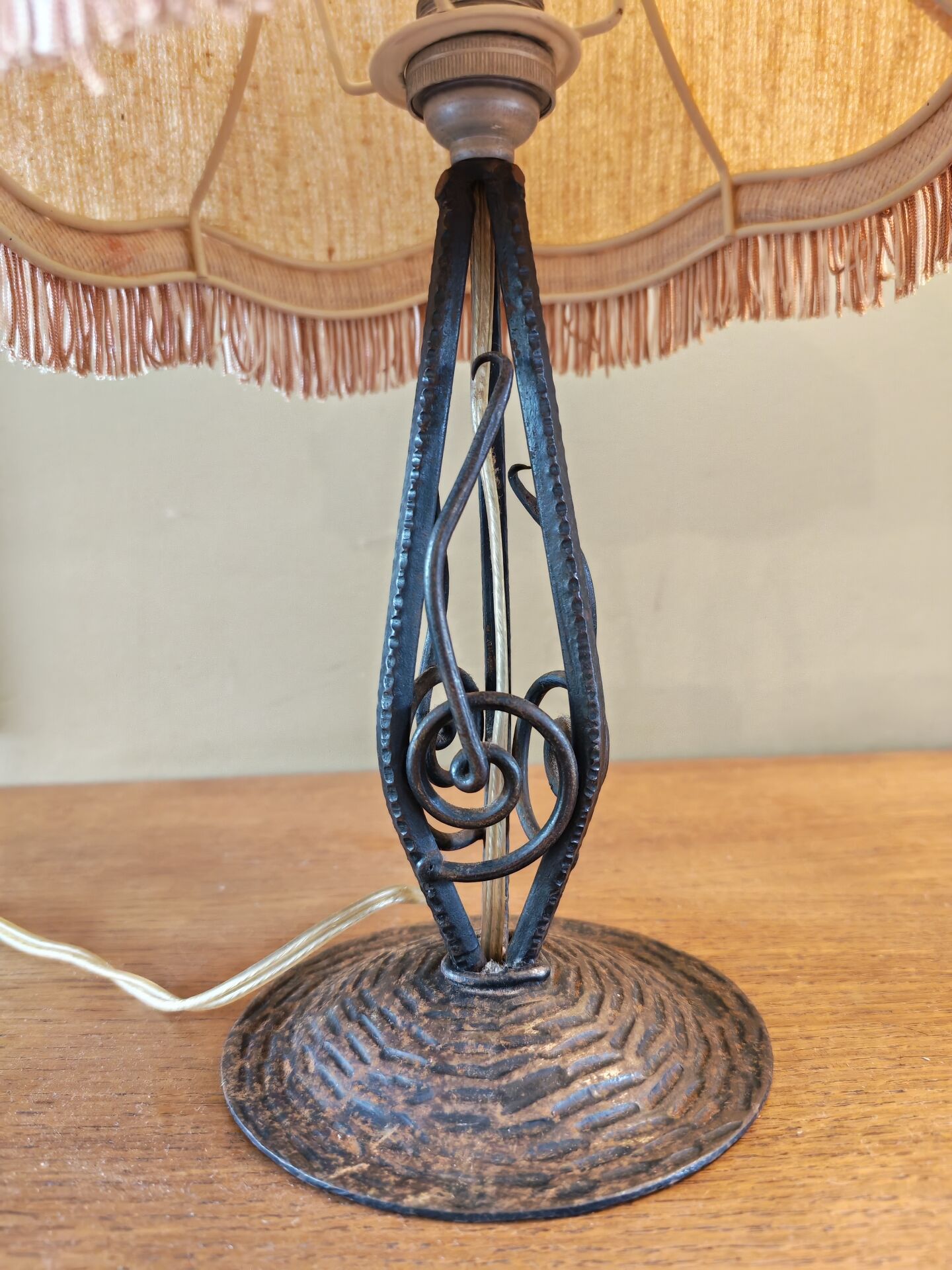 Lampe art nouveau fer forgé