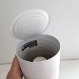 Vrieland 80s tin can lamp