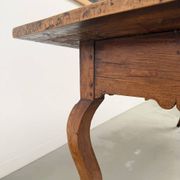 Table, drapière en noyer, XIXème s.