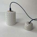 Lot 3 suspensions in vintage opaline