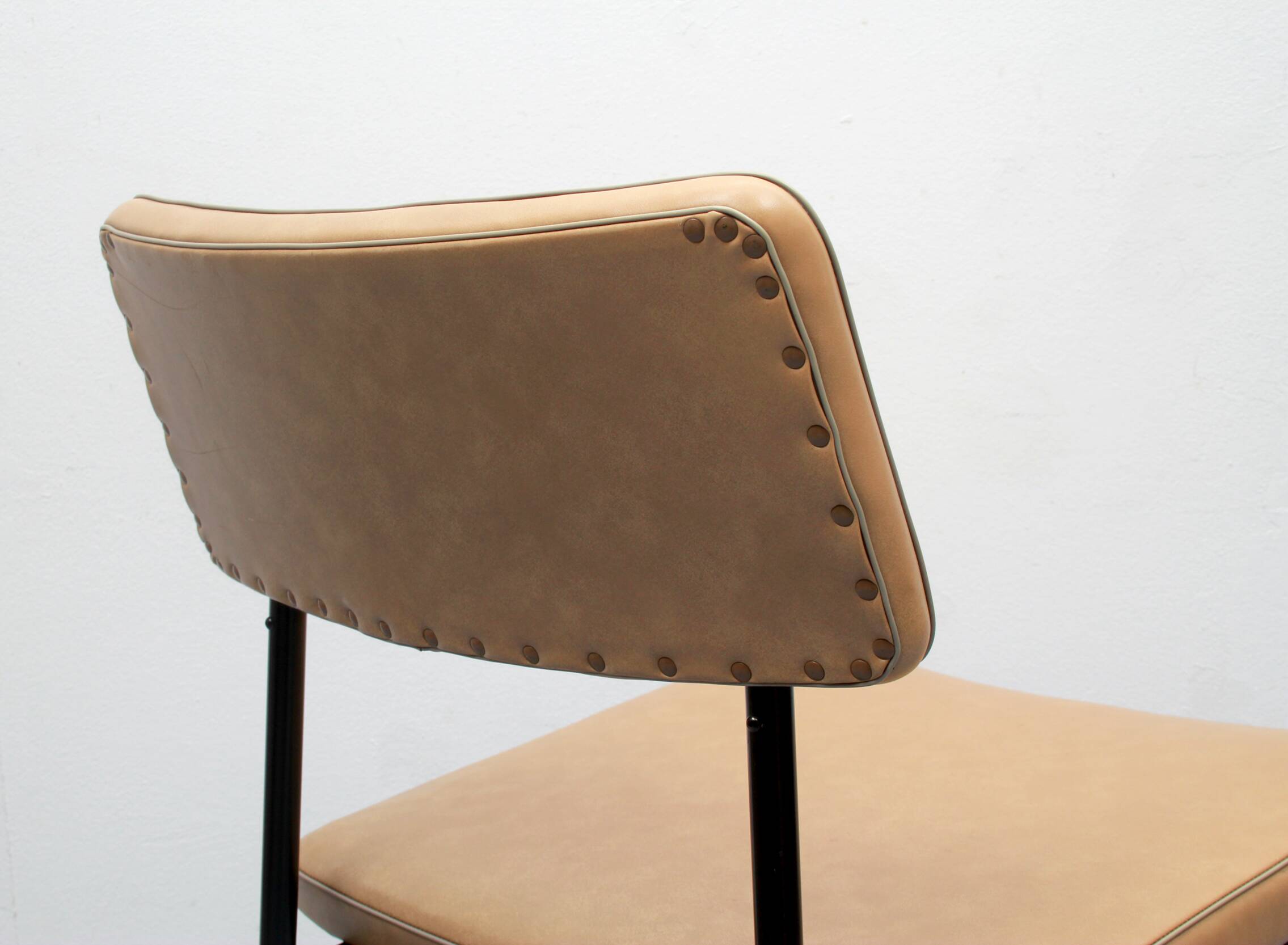 1950s chair in beige leatherette