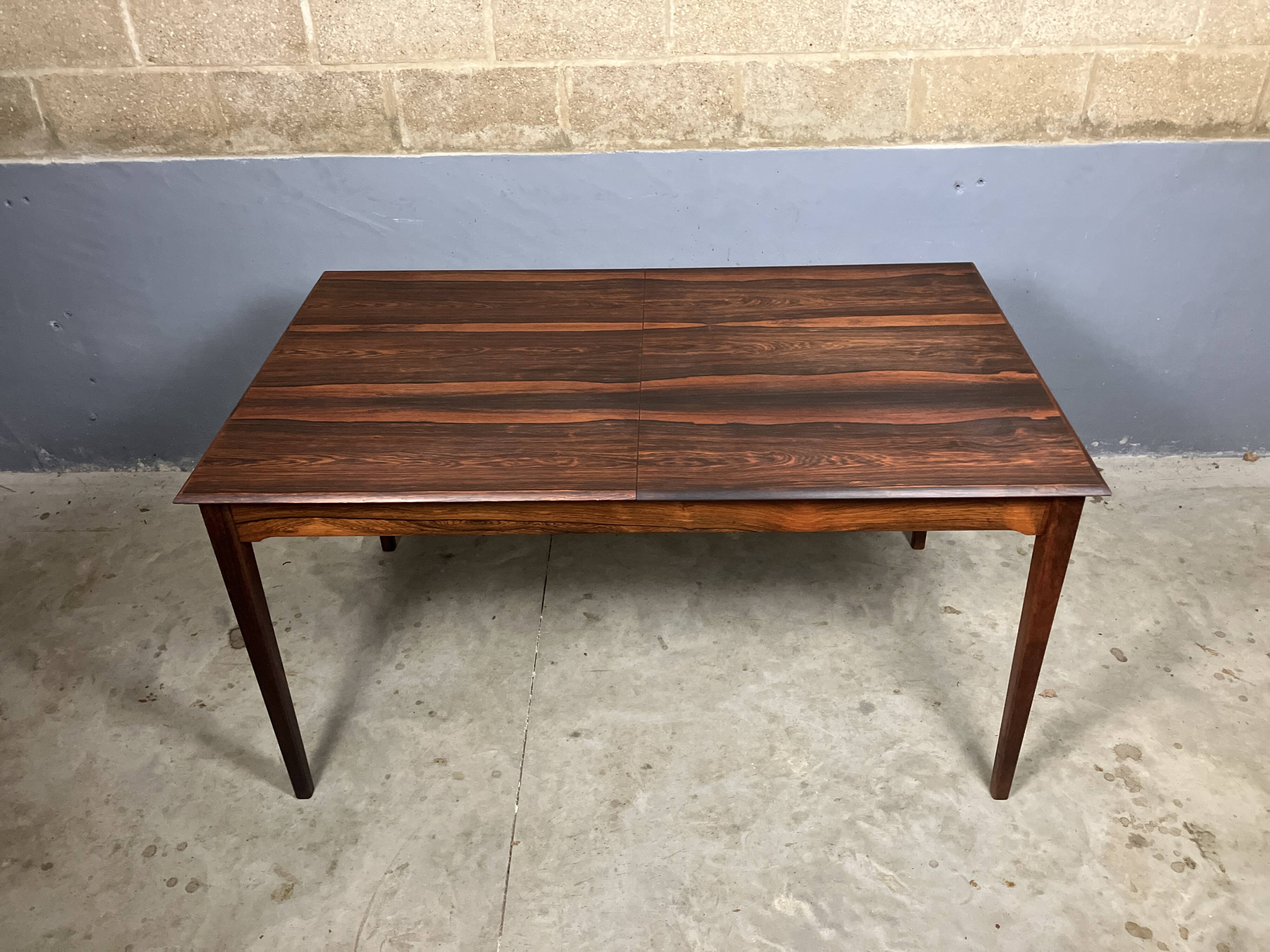 Mid-century rosewood extendable dining table