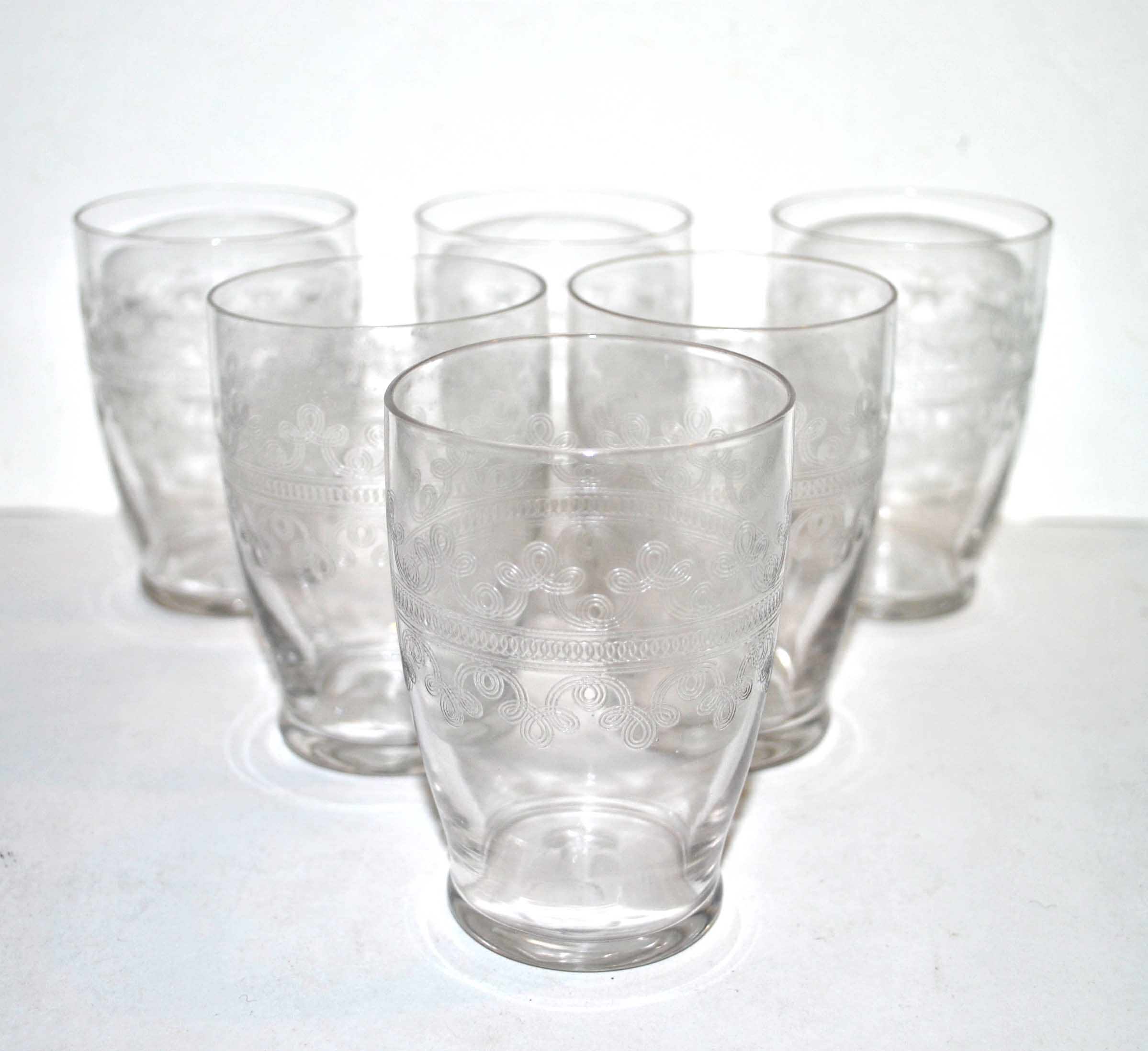 Series of 6 glasses cups 1920 in crystal engraved guilloché in pantogravure 9.2Ht