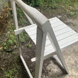 chaise  pliante blanche