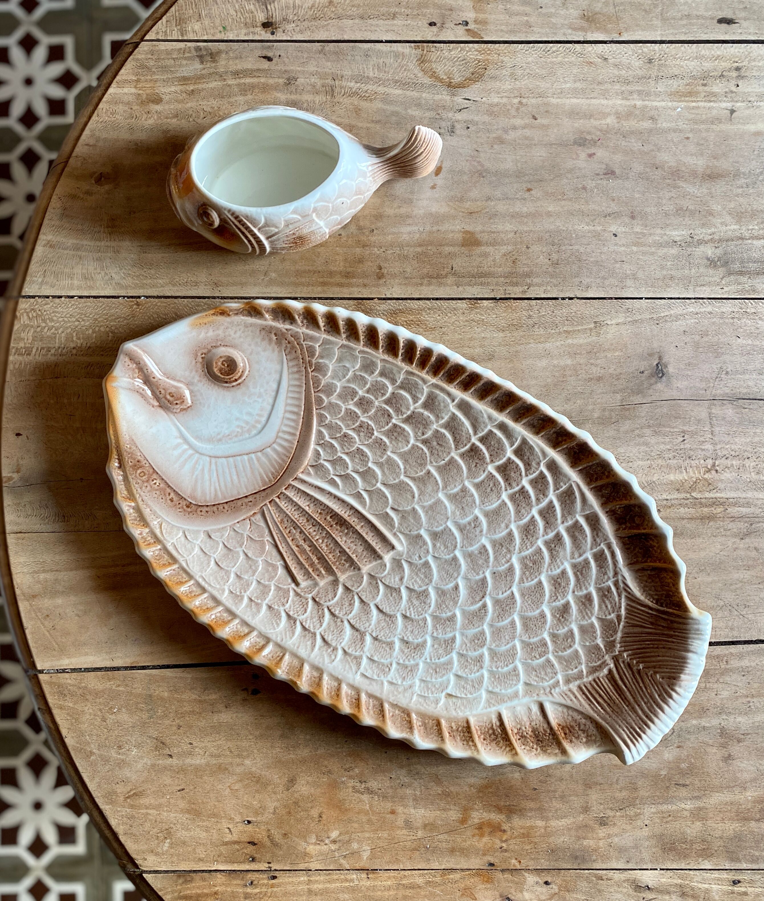 Lot plat et saucière poisson vintage Sarreguemines