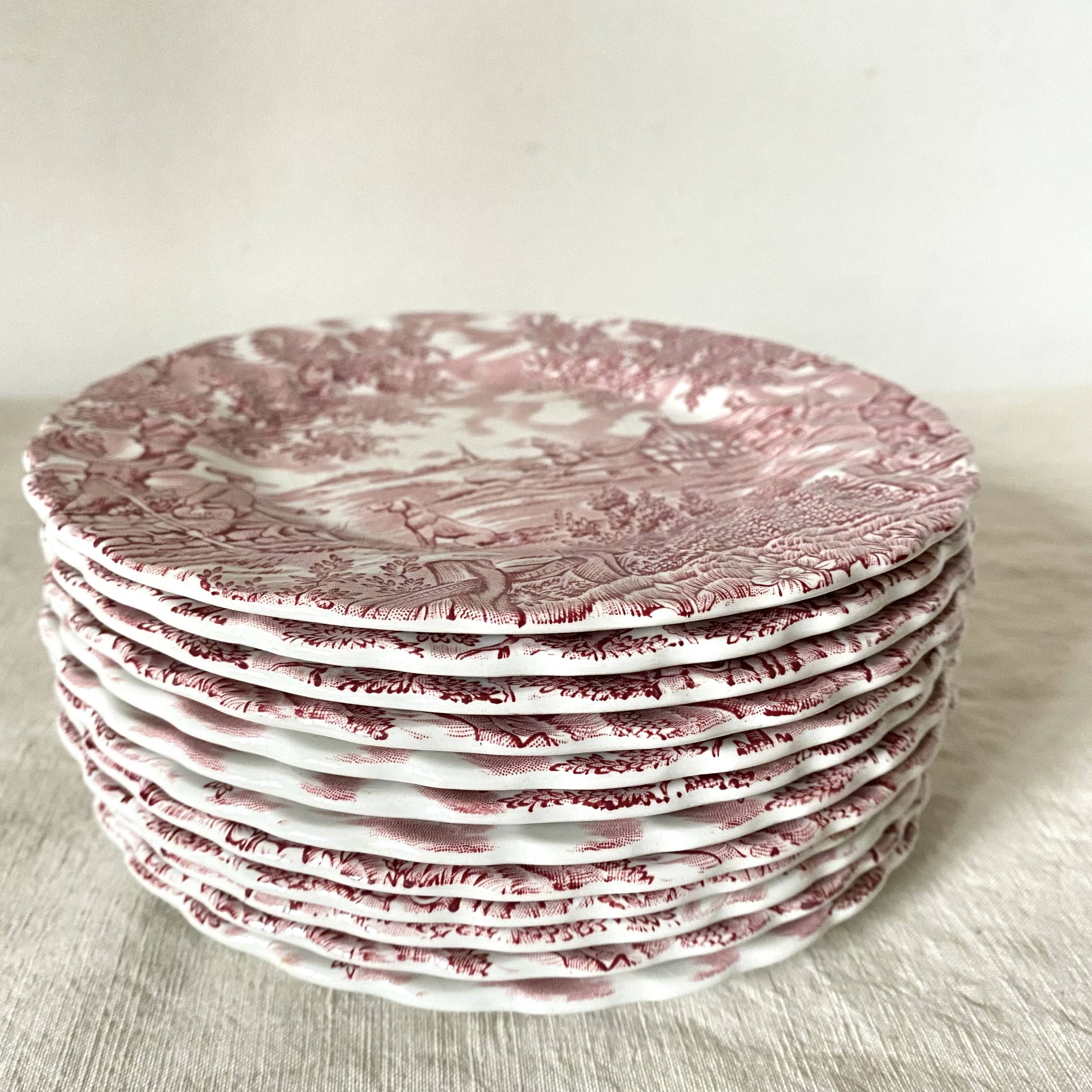English porcelain dessert plates "the hunter" by Myott