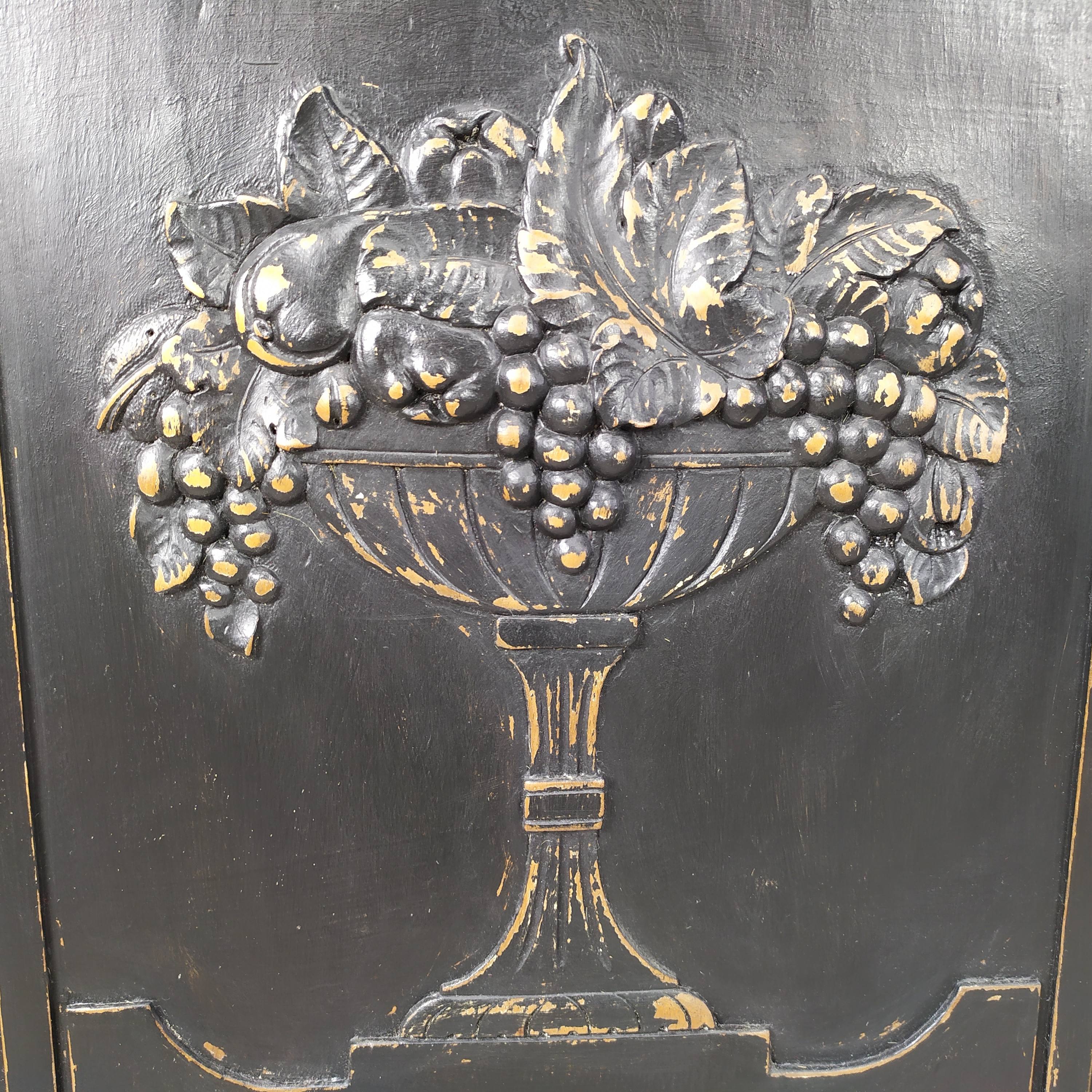 Buffet 1920 patinated black