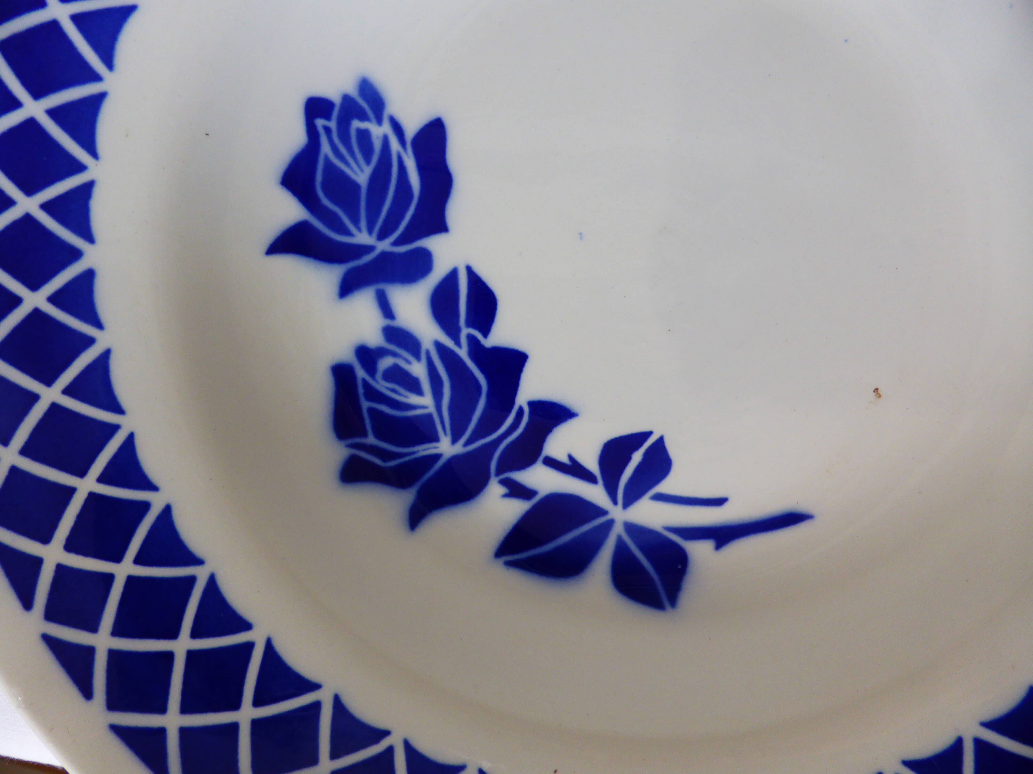 3 vintage soup plates 220638